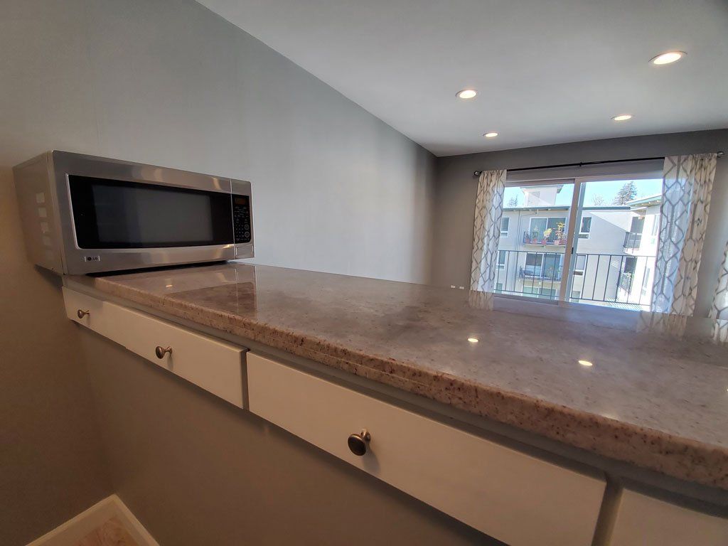 930 Peninsula San Mateo, Studio apartment, close up on counter top