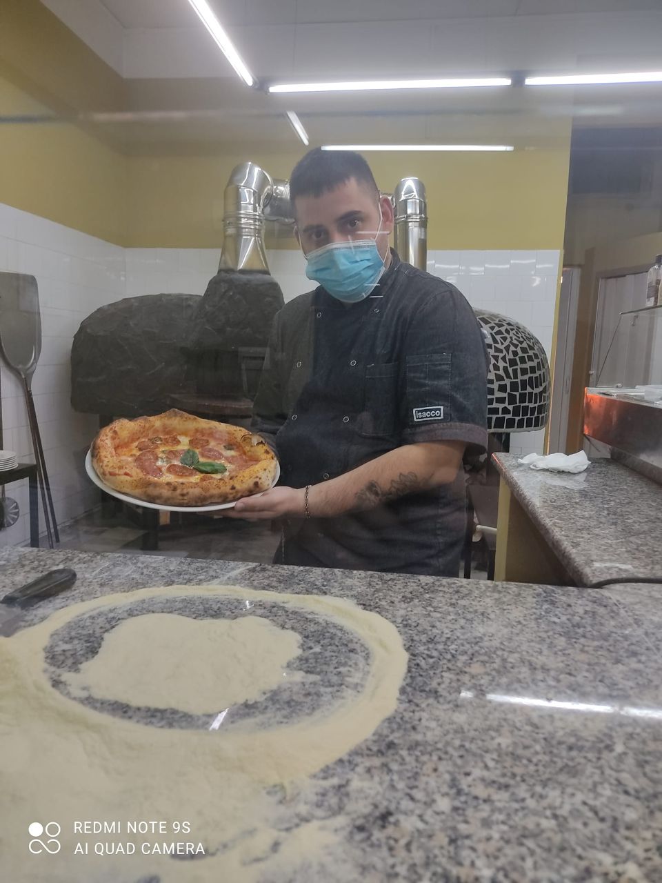 preparazione pizza