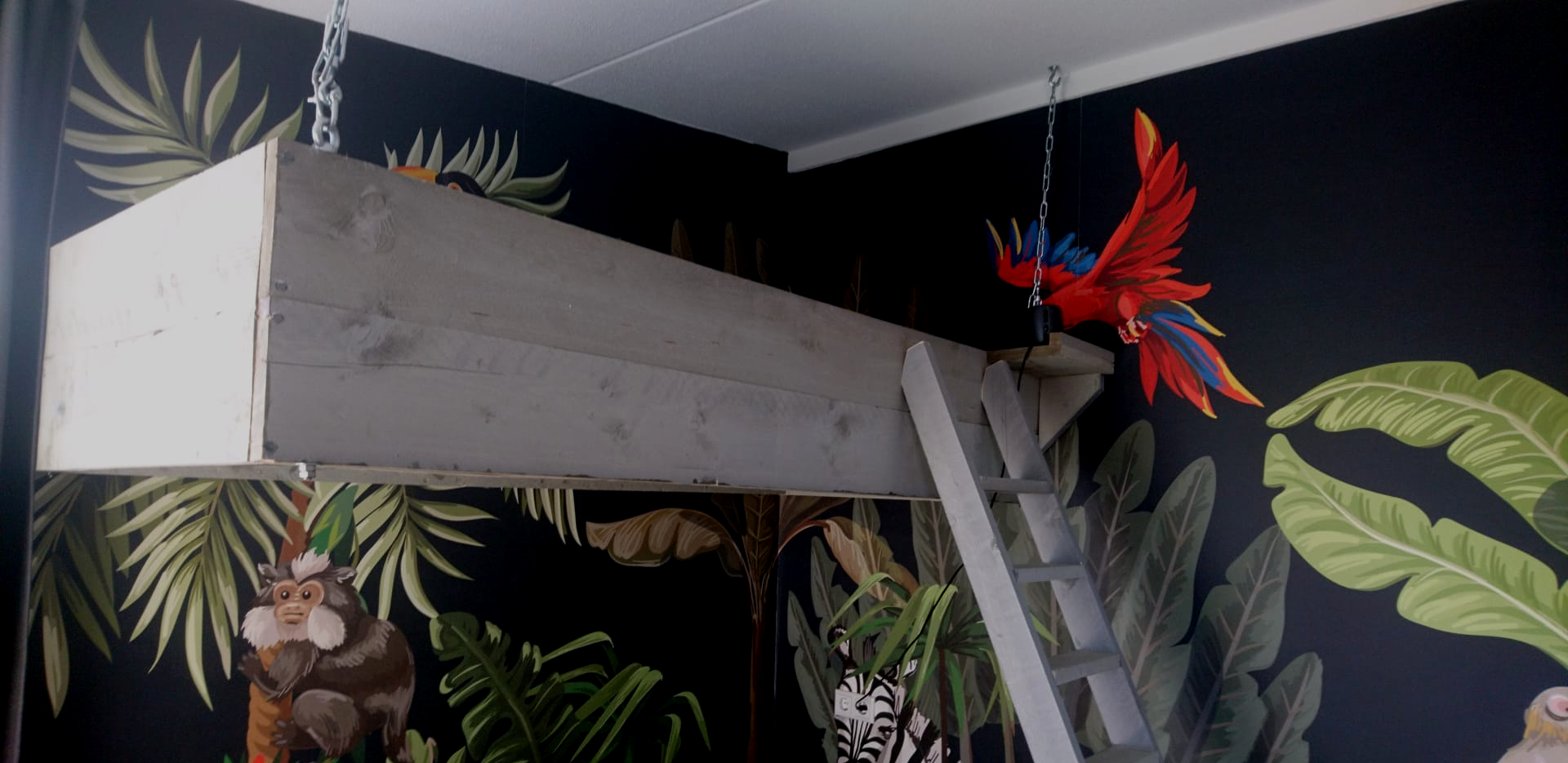 Zweven kinderbed