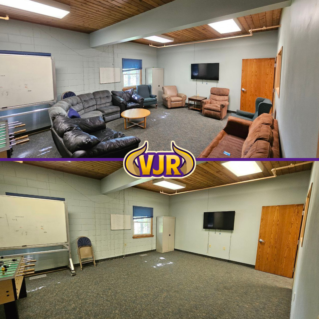 Two pictures of a living room with a vjr logo