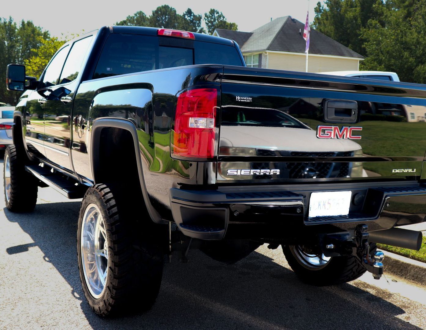 Click to see more Result of Exterior Car Detail Wash