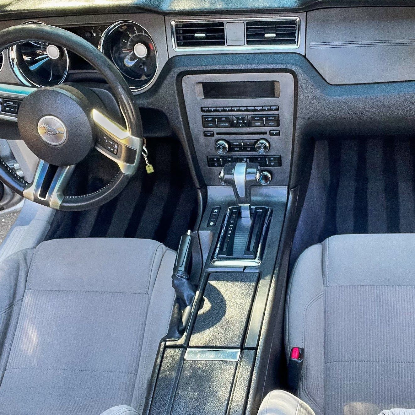 car odor elimination before and after
