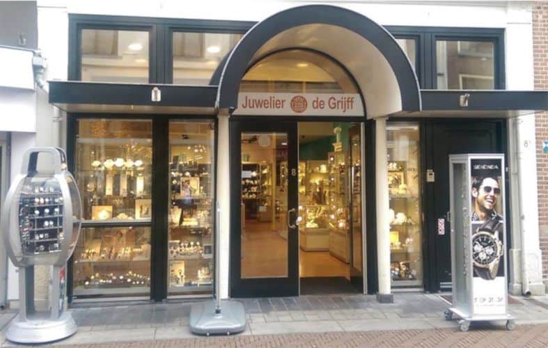 Juwelier de Grijff in de Sprongstraat 2015. Na de verhuizing.