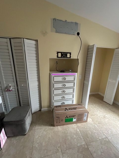 Mitsubishi cassette mini split cooling a warehouse in Fort Lauderdale, FL