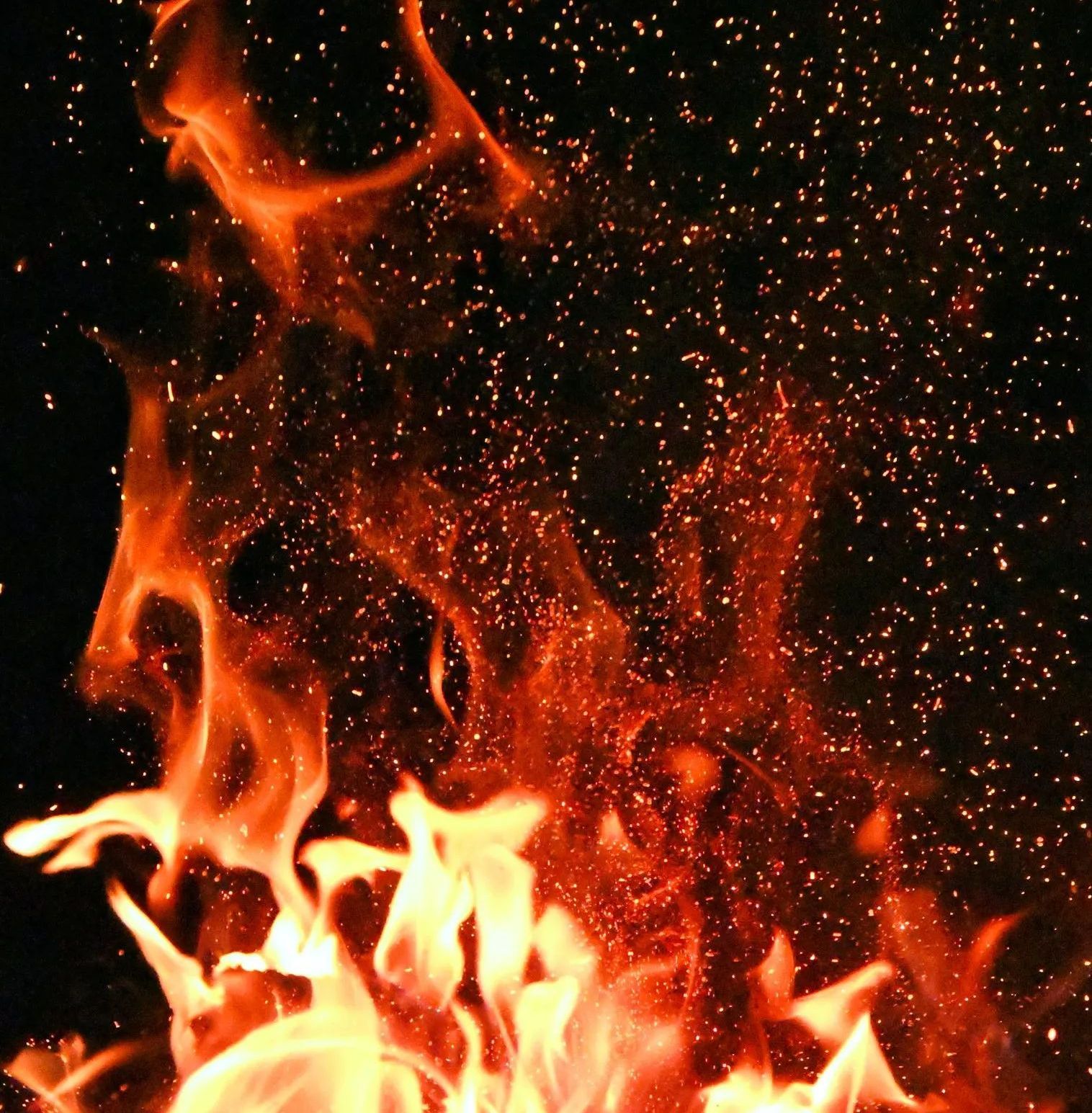 Fire about common Causes of Fire Damage in Homes