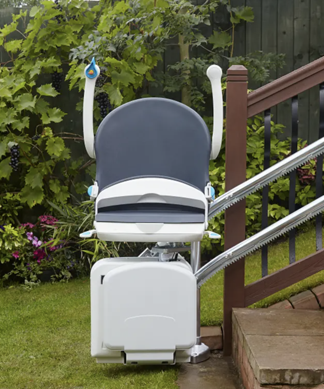 2000 outdoor chair lift - stair lift - smart lift