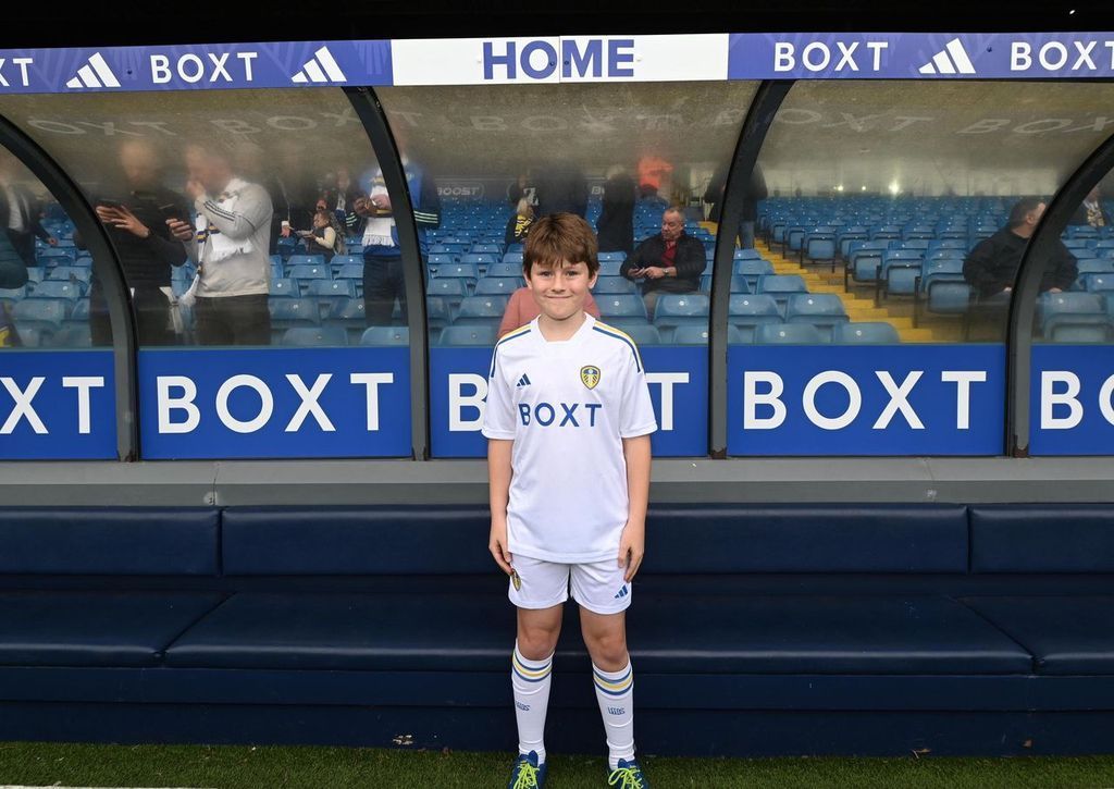 Daniel and Sebastian in their Leeds United home kits
