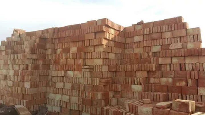 COMERCIAL E INDUSTRIAL LA AURORA S.A. DE C.V