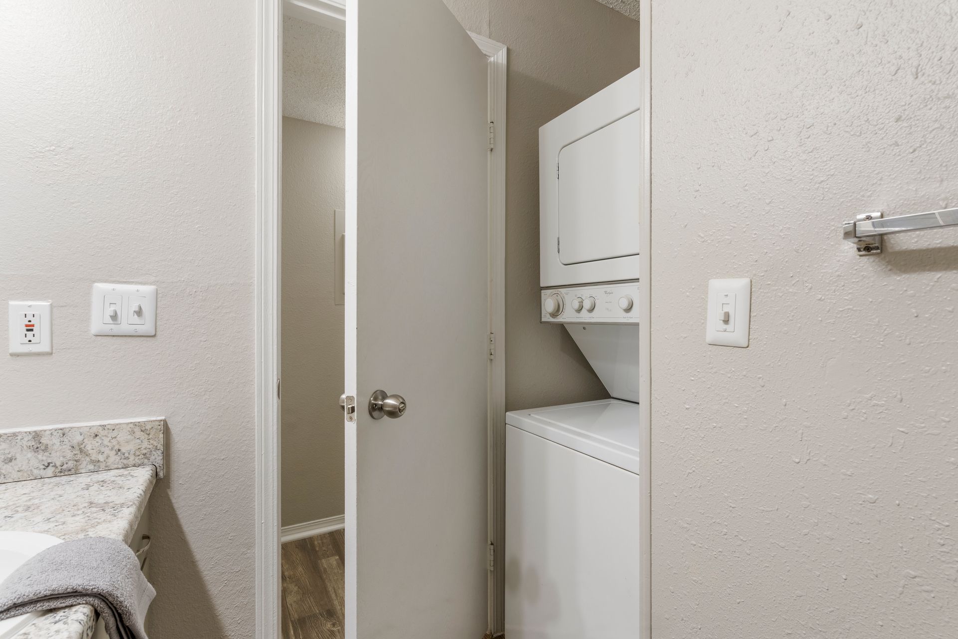 Comfort & Convenience Echo Trail Apartments