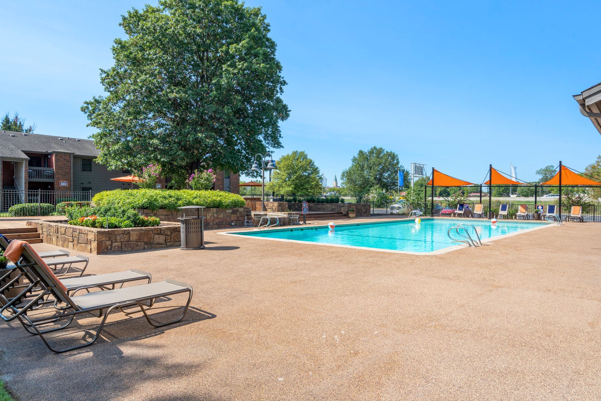 pool 7