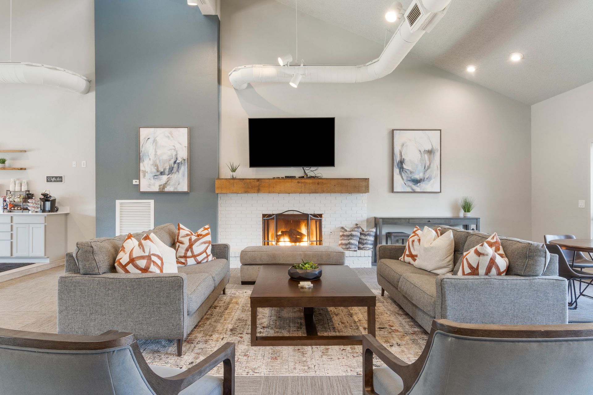 echo trail clubhouse lounge area and fireplace and tv 1