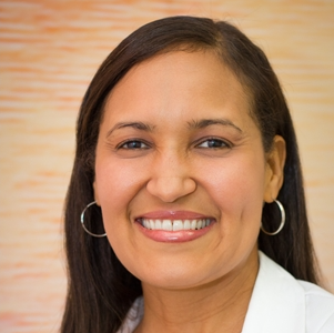 Female Doctor | Bronx, NY | CCN General Medicine at the Boston Road Medical Center