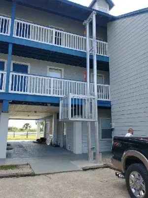 3 Story Cargo Lift | Bradenton, FL | Cargo Lift PROS