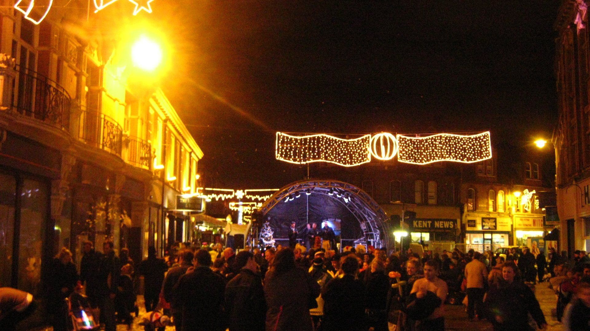 Dartford Christmas Light Switch On 2009