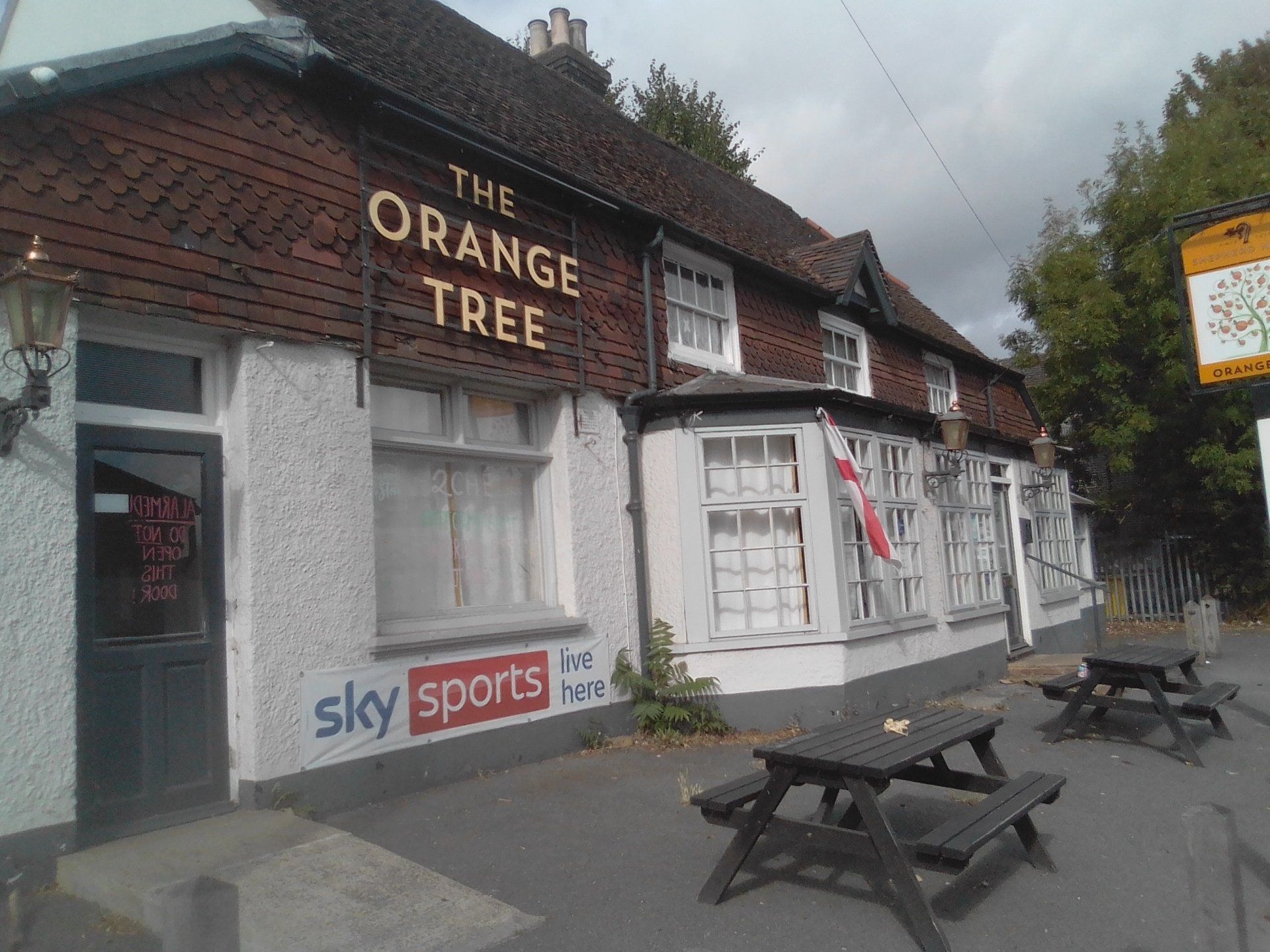 The Orange Tree, Hawley Road, Dartford, DA1 1NR