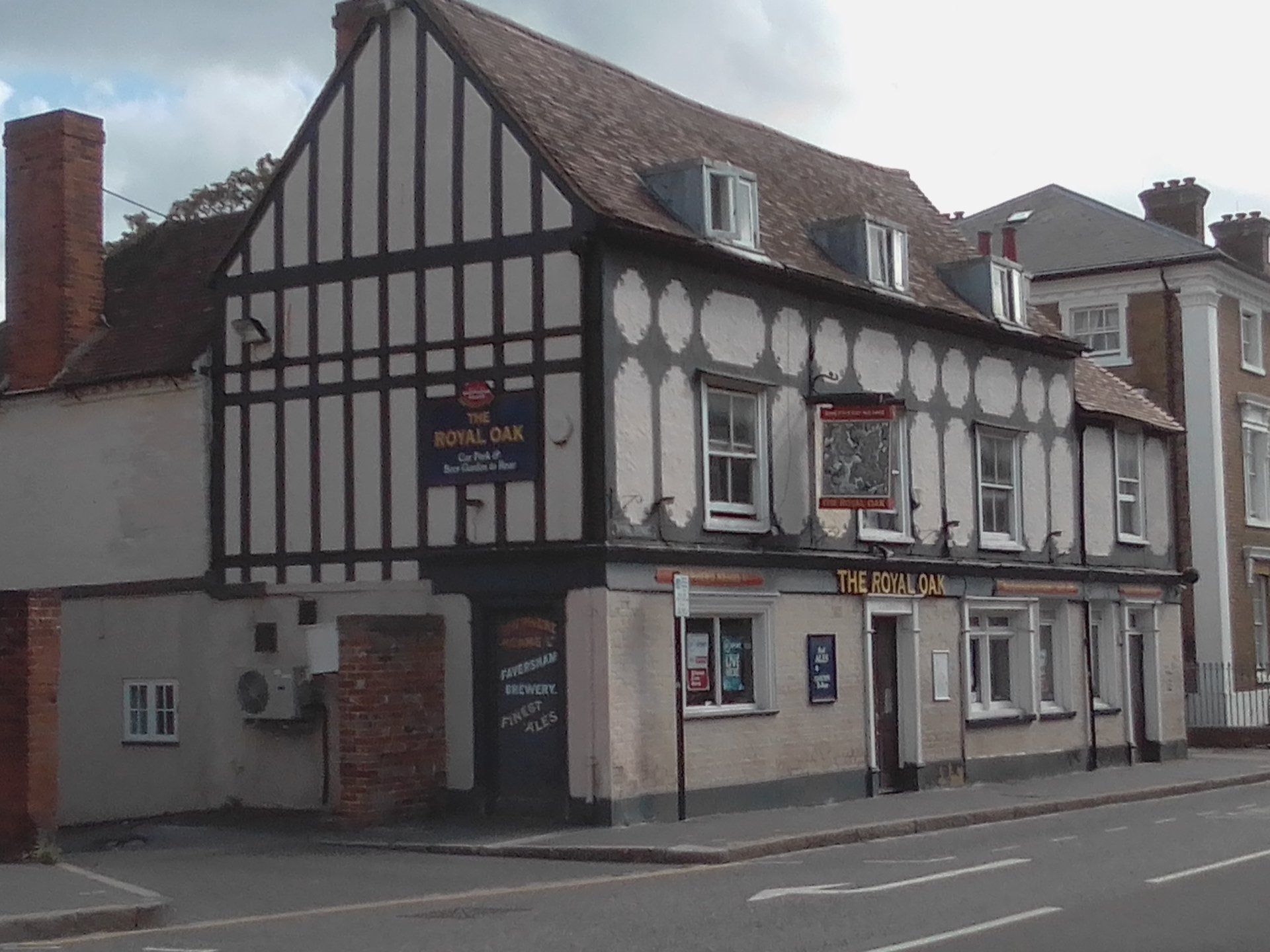 The Royal Oak, 57 Spital Street, Dartford, Kent, DA1 2DX