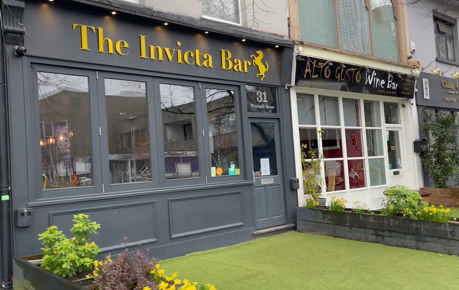 The Rose & Crown, 43 West Hill, Dartford, DA1 2HJ