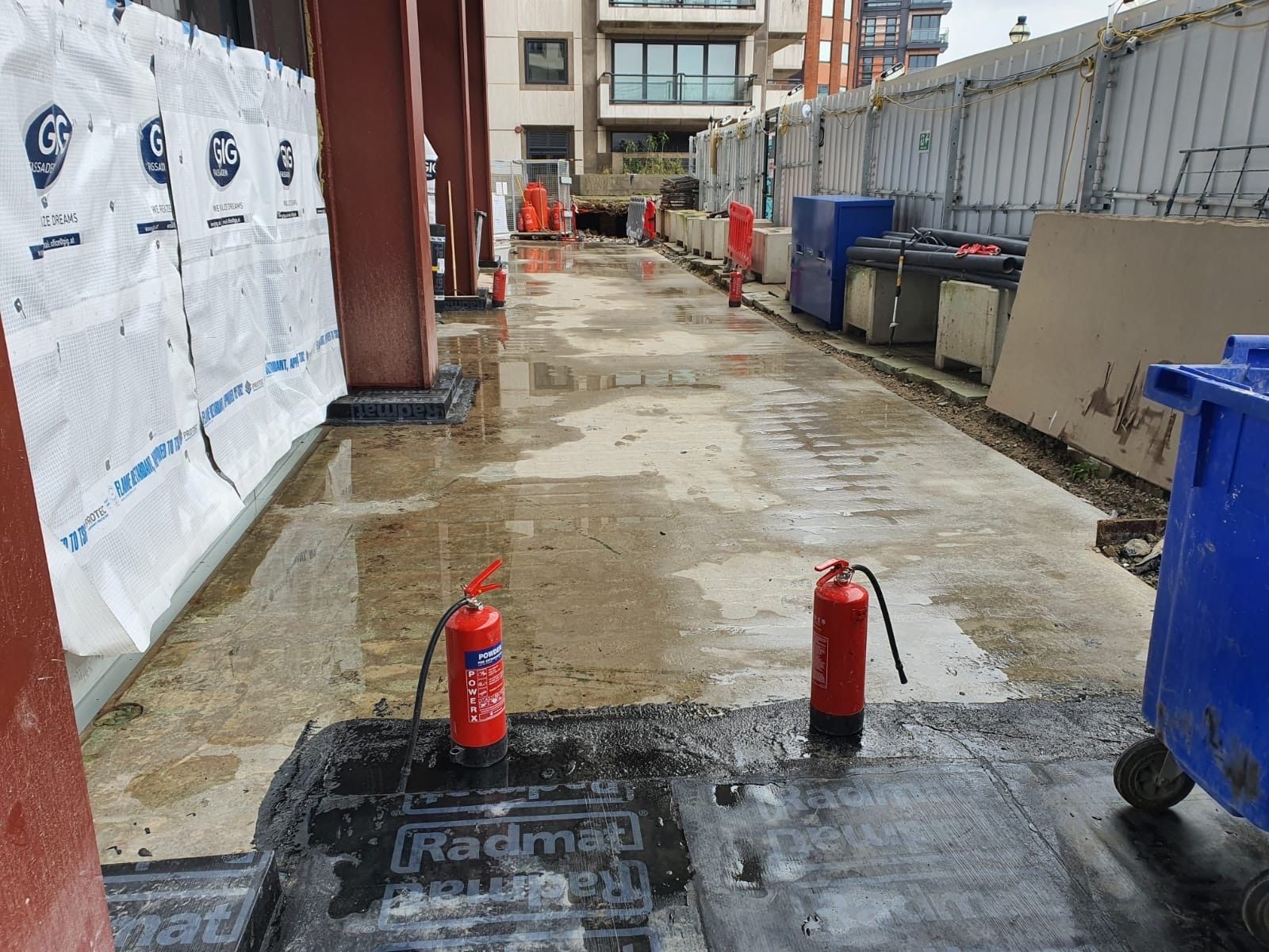 Flat roof