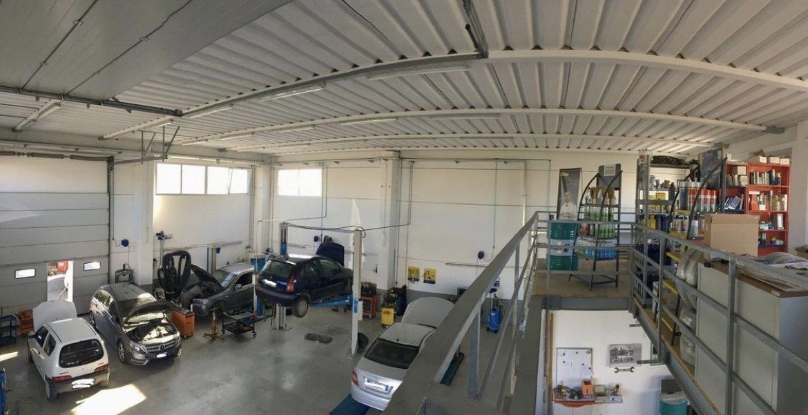 OFFICINA