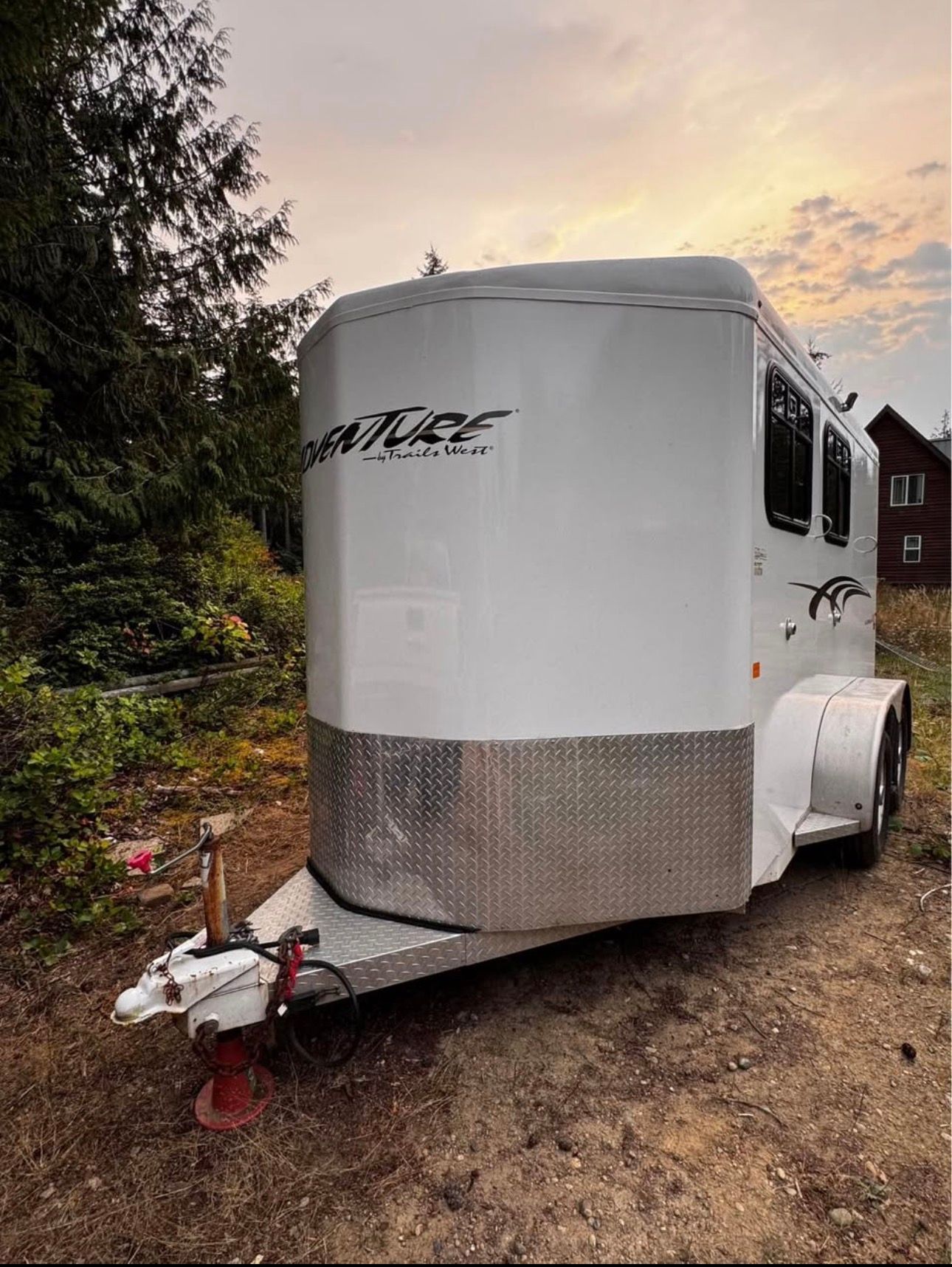 horse trailer rental