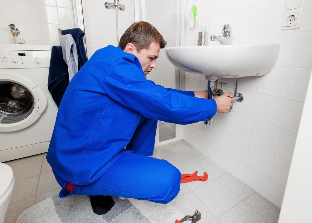 Repairing a Broken Sink  — Your Local Plumber in Tamworth, NSW