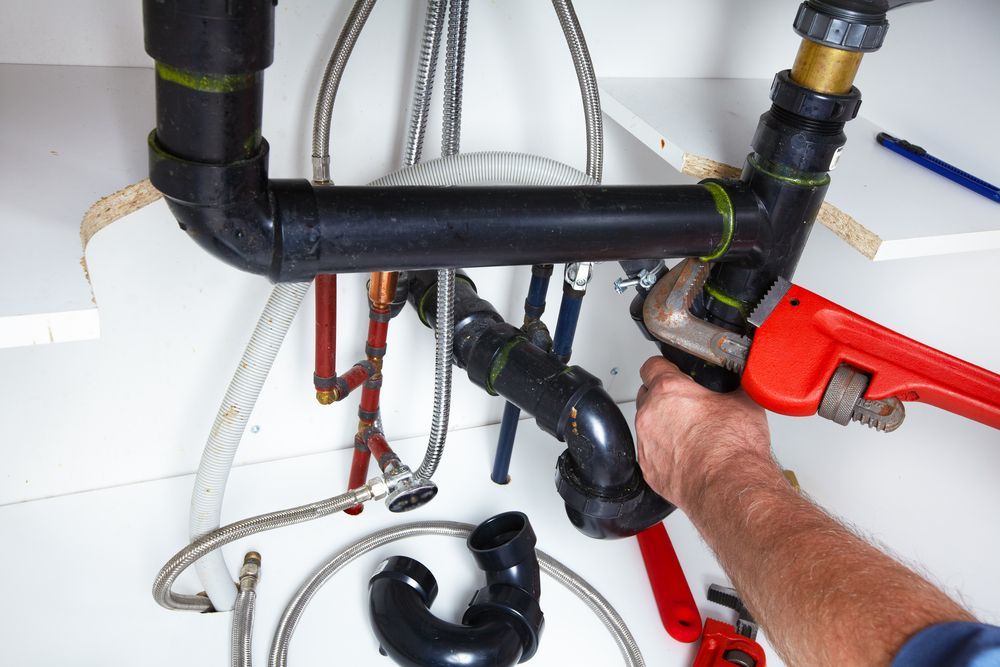 Fixing a sink — Your Local Plumber in Tamworth, NSW