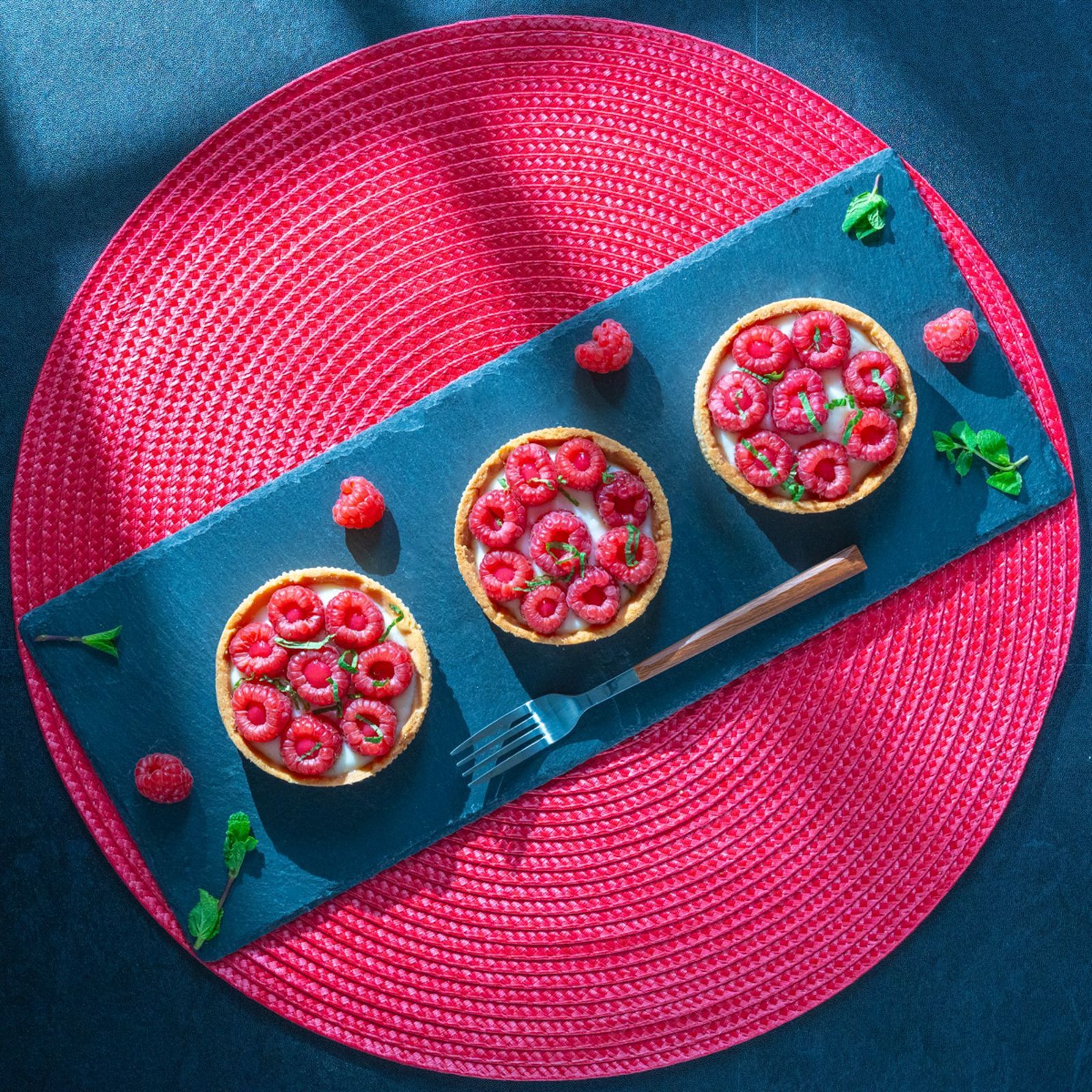 Raspberry tarts
