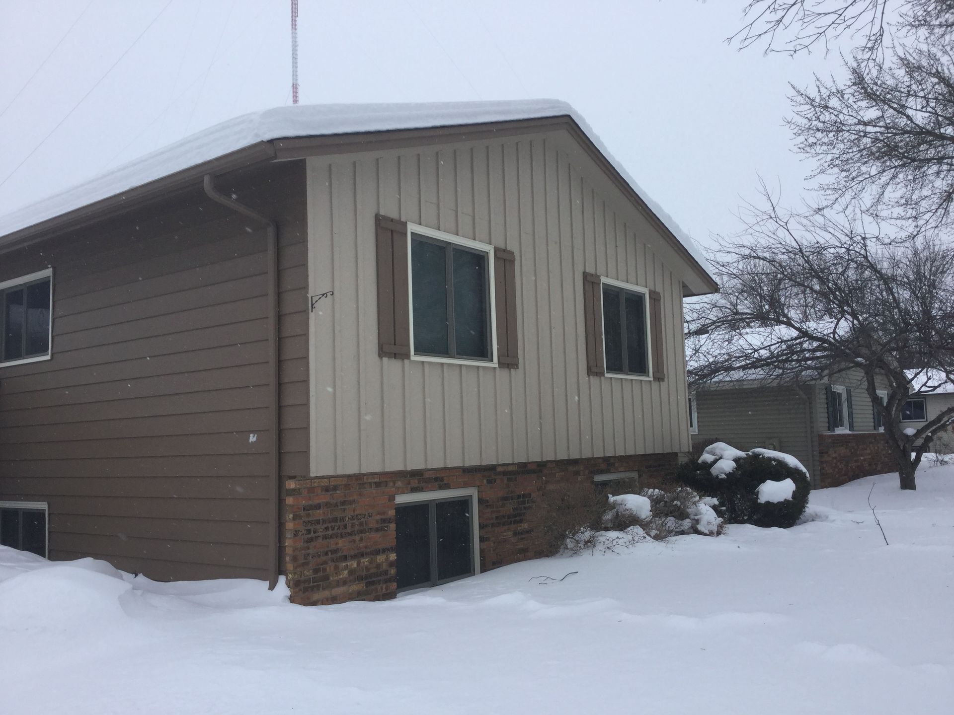 Shattuck House Before — Carver, MN — TJ Exteriors Inc.