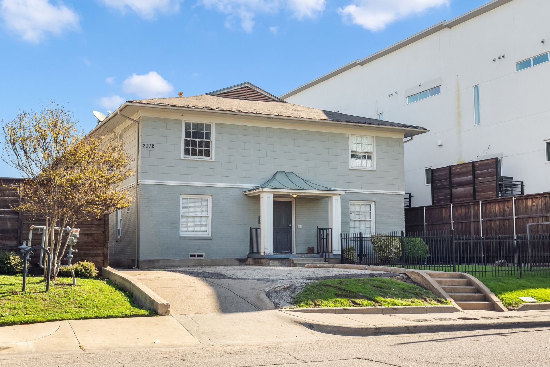 2212 N. Fitzhugh Property Image