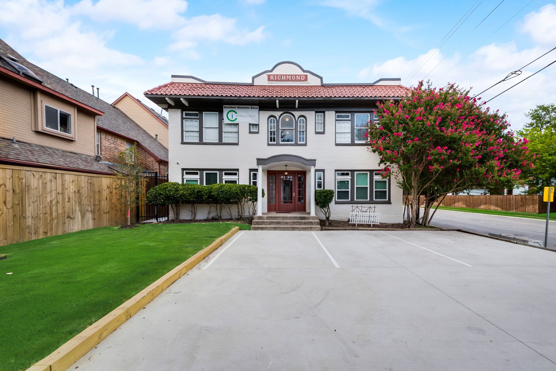 5747 Richmond Ave Property Image