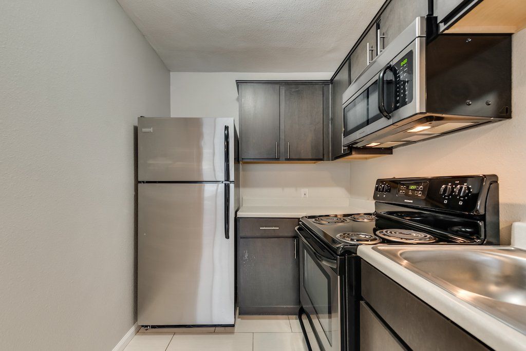 4718 Reiger Studio
