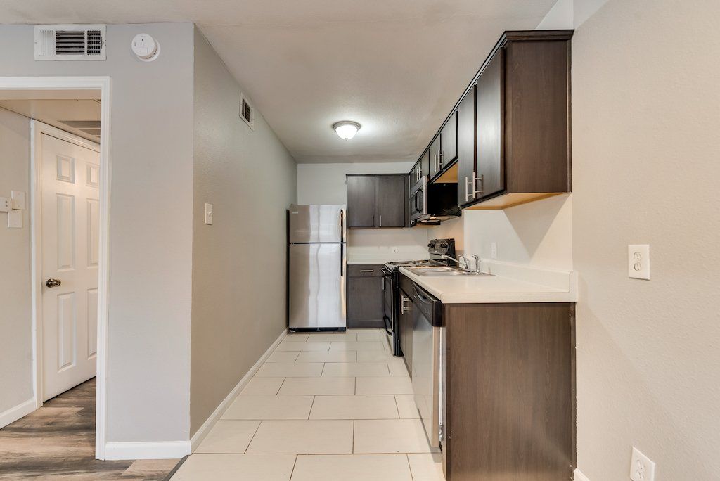 4718 Reiger Studio