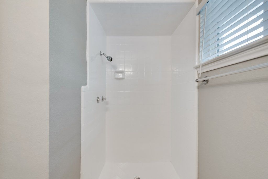 4718 Reiger Studio