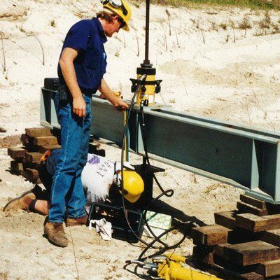 Load testing tension screws