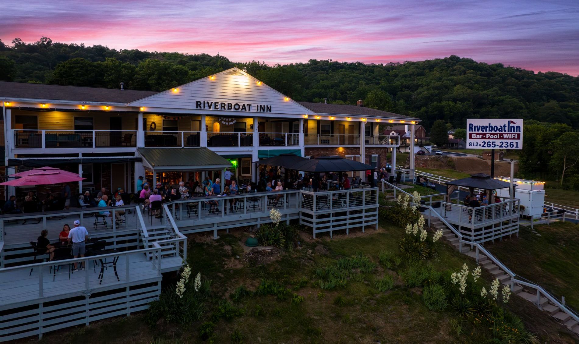 Riverboat Hotel and Casino