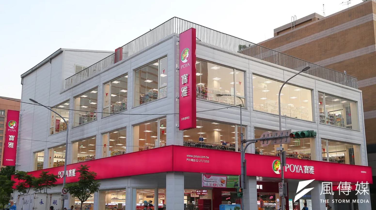 因特力淨兒童酵素牙膏通過SGS食品級認證，口感溫和不辣口，孩子接受度高，並可乾刷免漱口，方便在校或外出時使用，幫助培養孩子良好的口腔清潔與刷牙習慣。