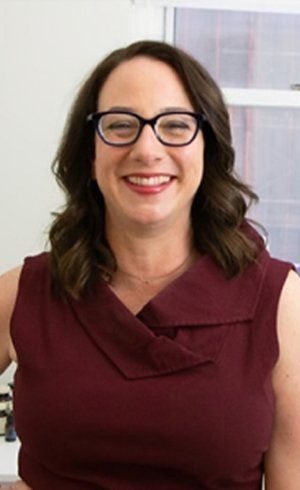 Contact Dr. Dana Cohen MD for Speaking Availability