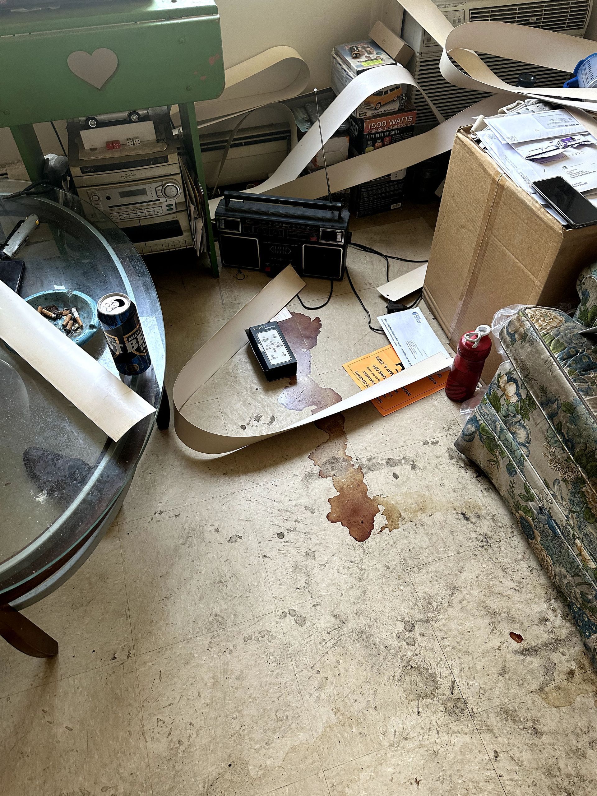 A before shot of a living room in a trauma and death crime scene cleanup in Ohio by Kingdom Bio Recovery & Restoration