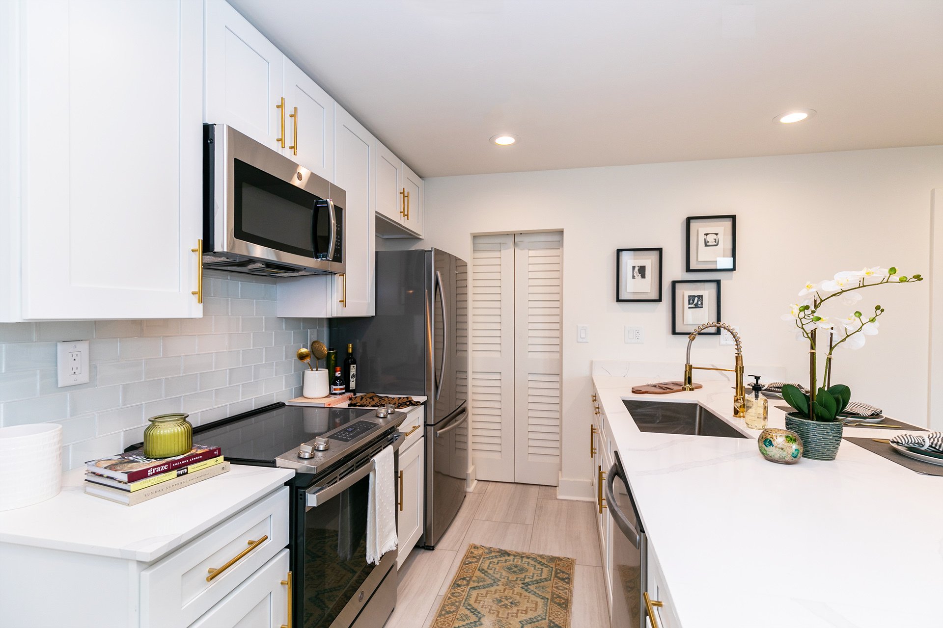 Gallery The Ilion Apartments Near Marietta Square