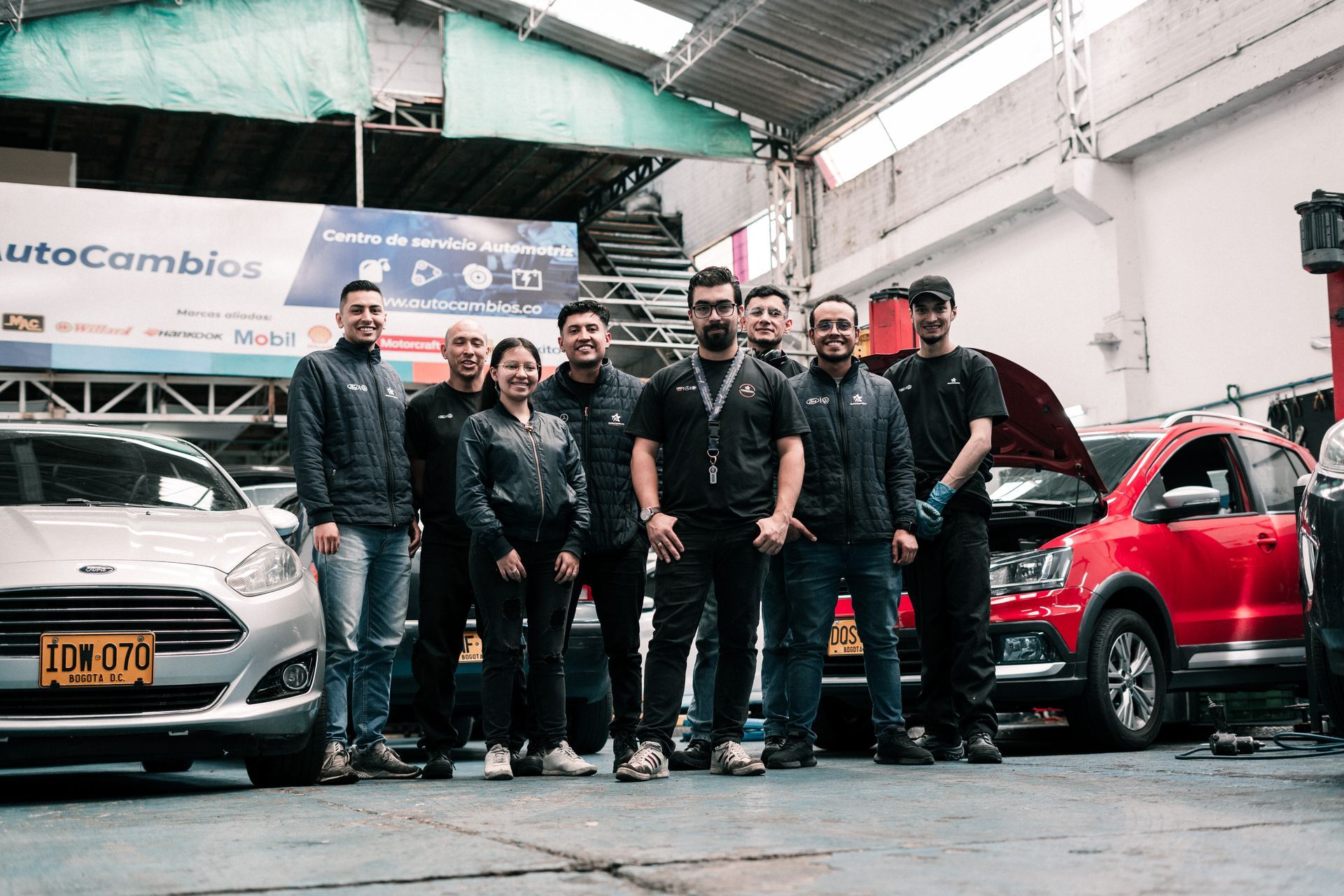 Equipo de técnicos de Autocambios