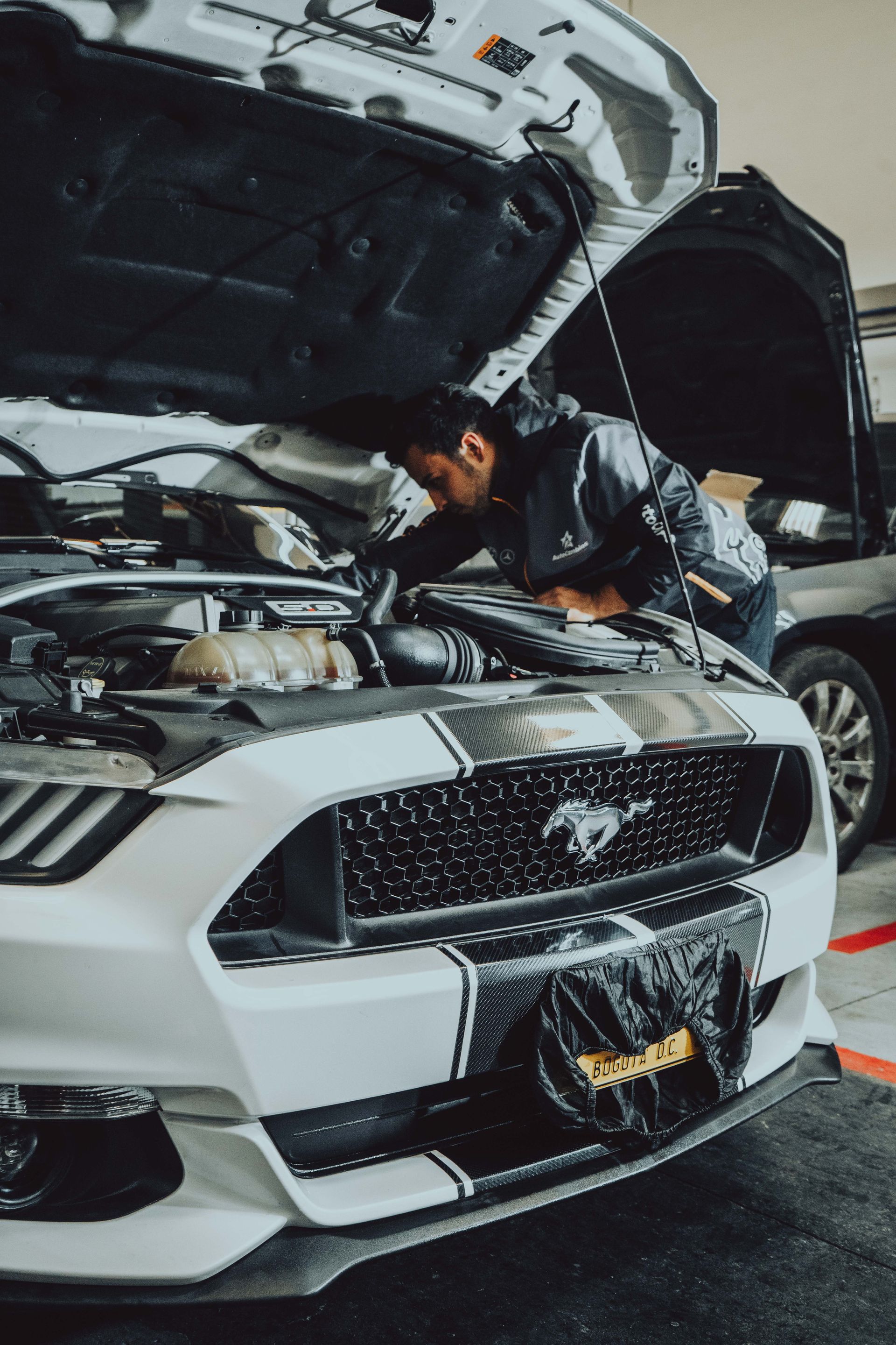 Revisión de motor en taller Autocambios