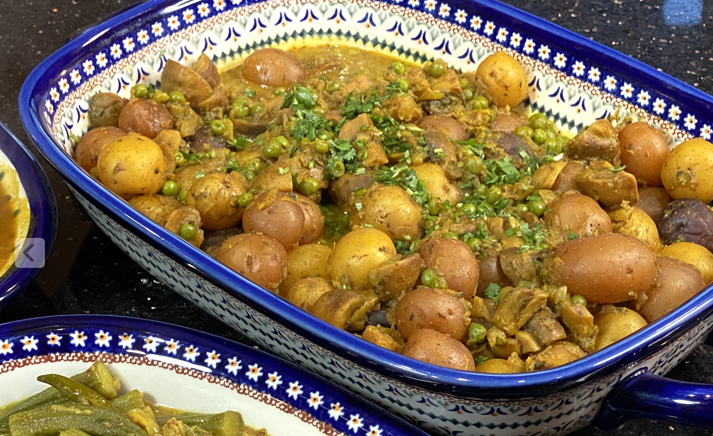 Potato Pea and Mushroom Curry