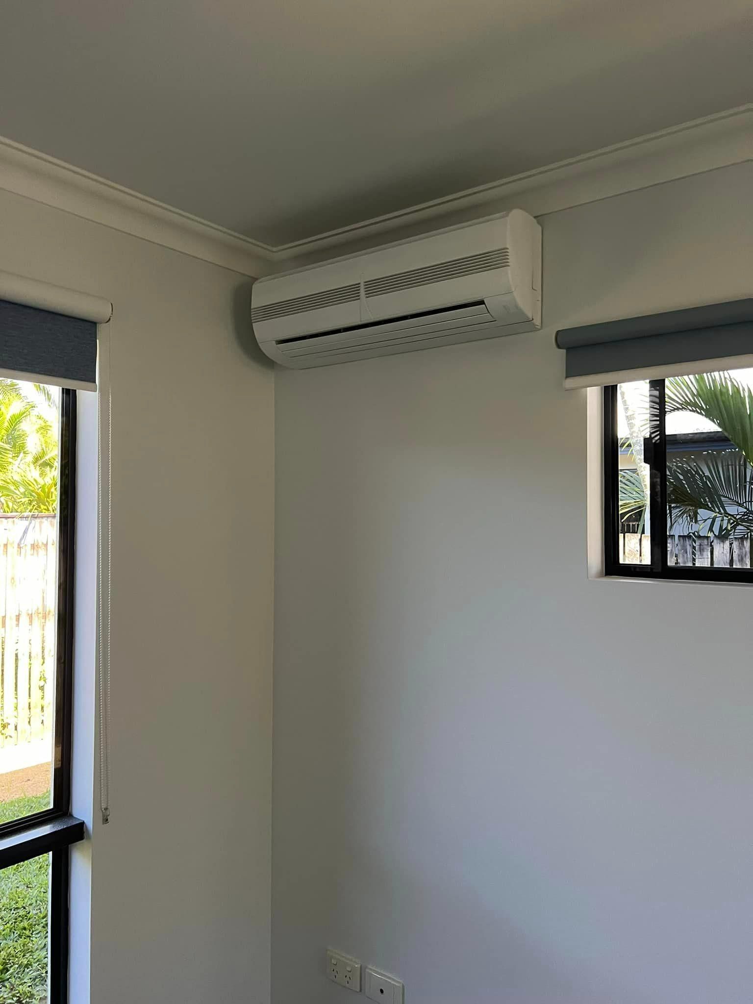 A Room with A Window and A Ceiling Fan — Darren Smith Painting Pty Ltd in Mackay, QLD