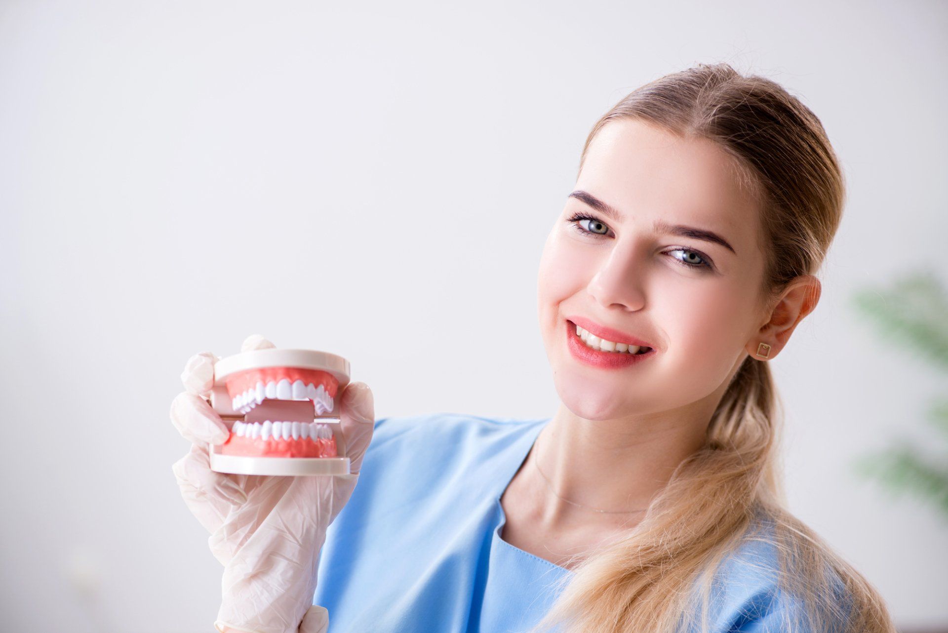 DENTURES