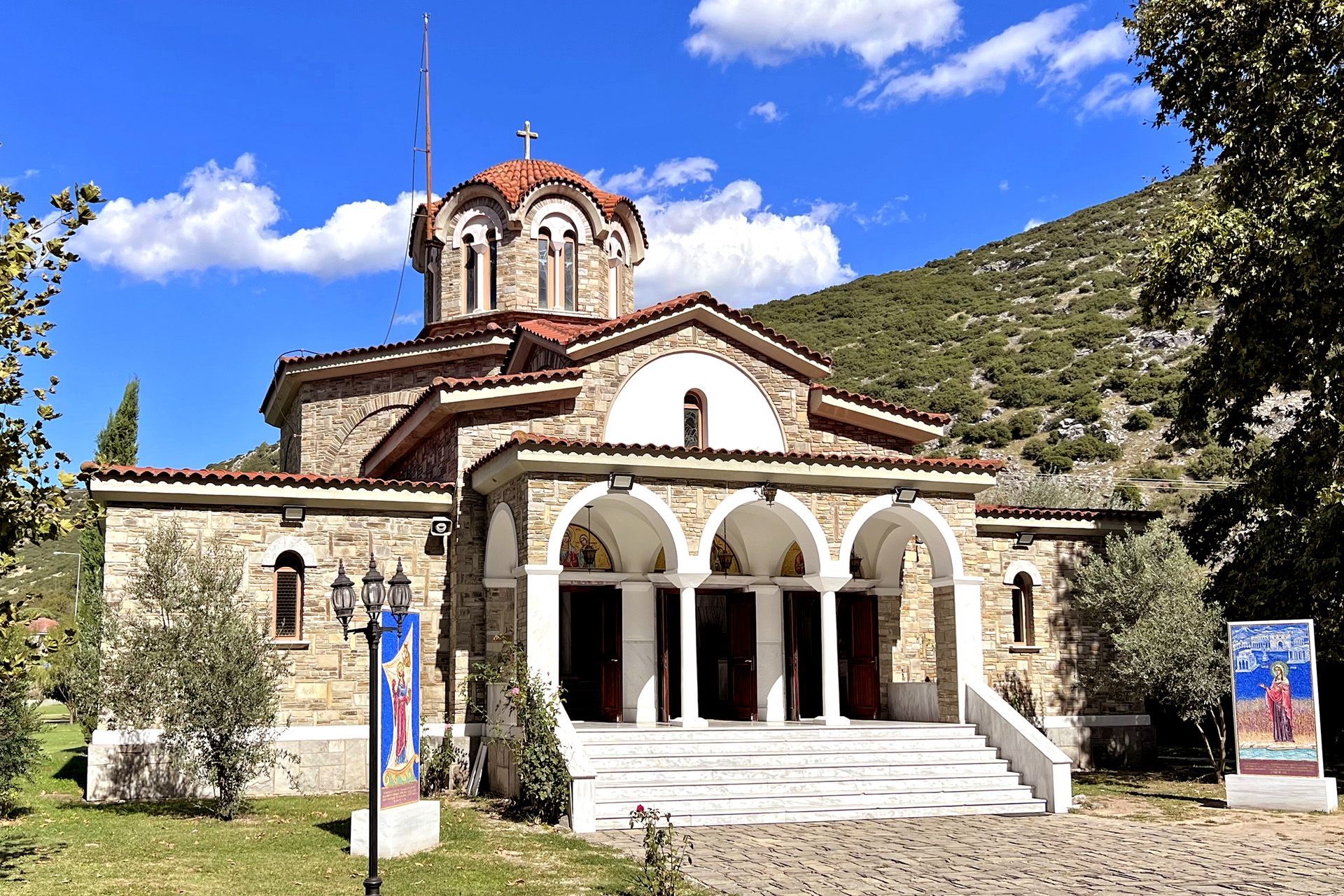 holy-baptistry-saint-lydia-philippi