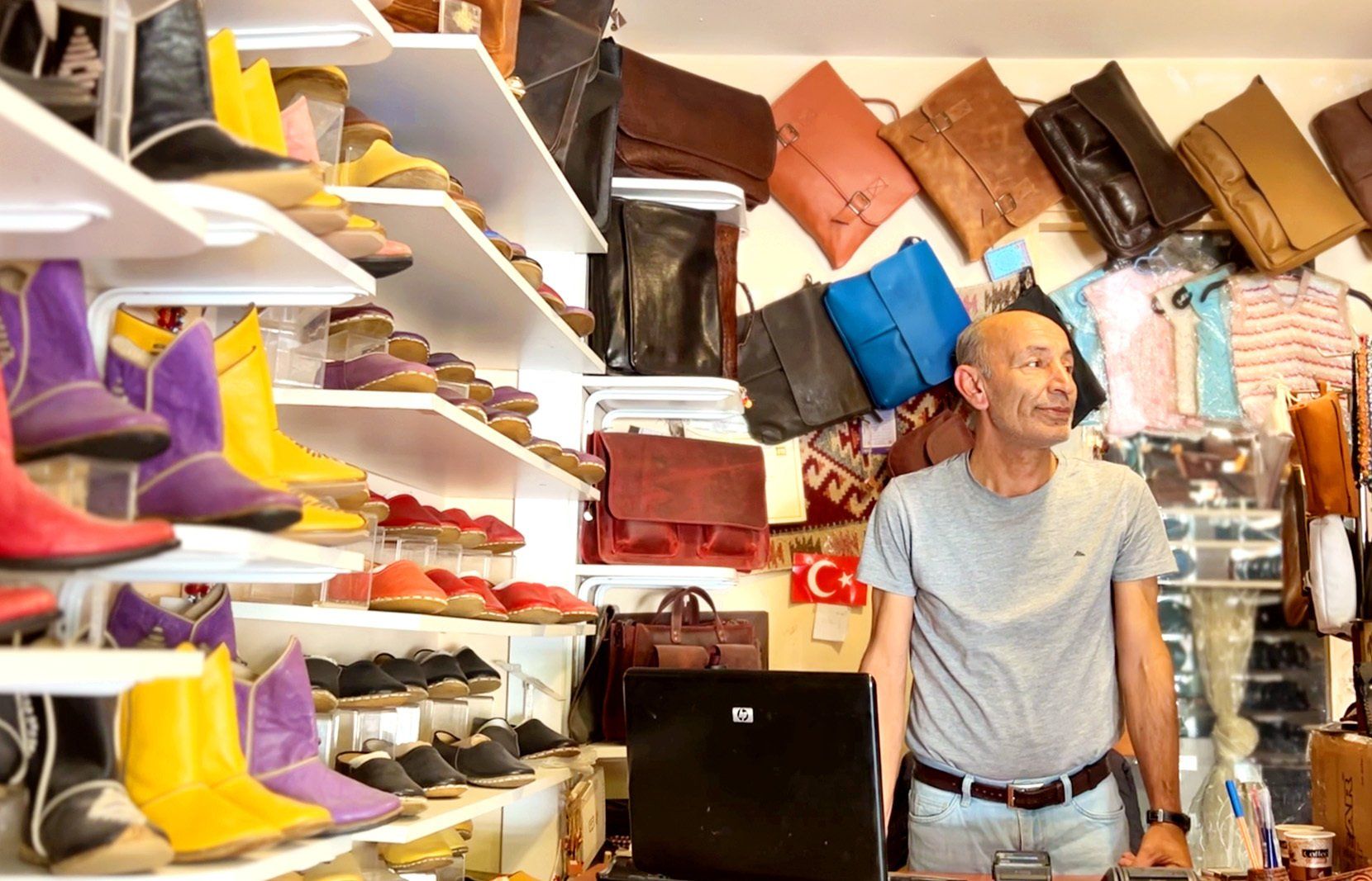 yemeni-the-shoemaker-goreme-cappadocia-turkey