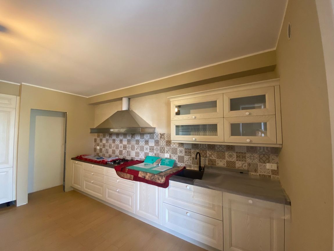 Copertura Cappa aereazione cucina cartongesso e tinteggiatura ambiente