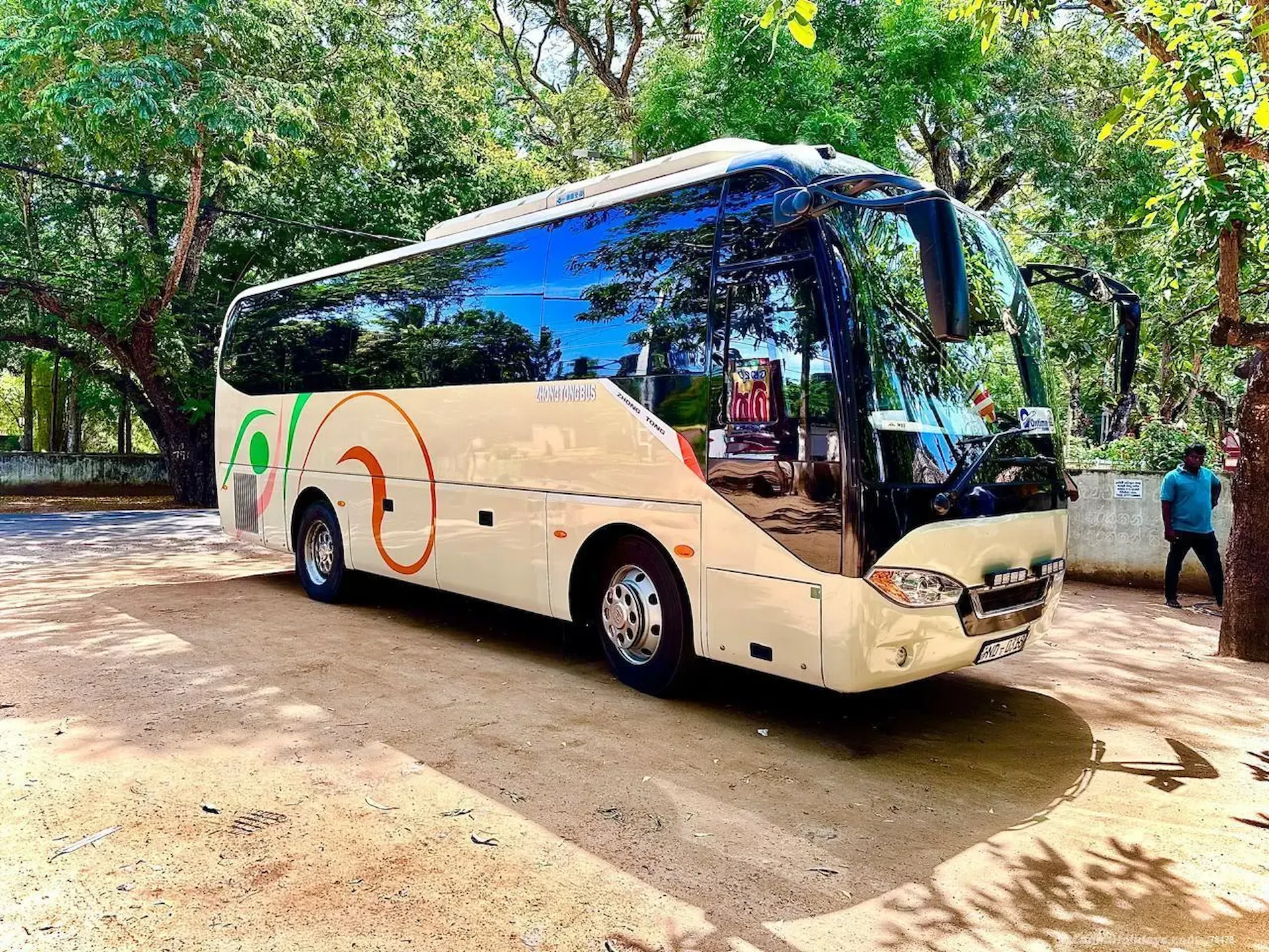 Large-tourist-coach-for-group-travel-in-Sri-Lanka-up-to-35-passengers