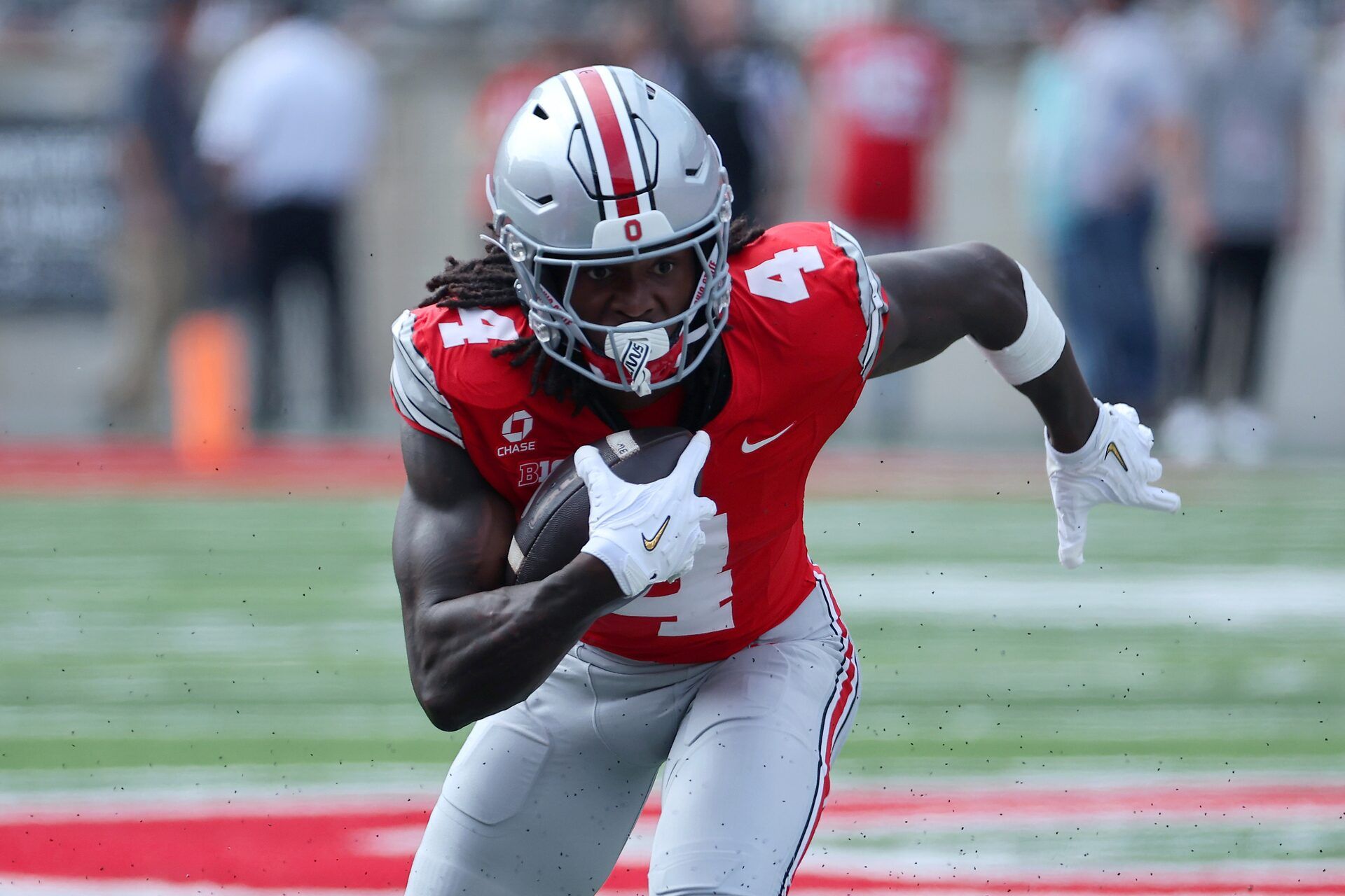 Smith Surpasses Michael Jenkins to Claim Ohio State Receiving Record