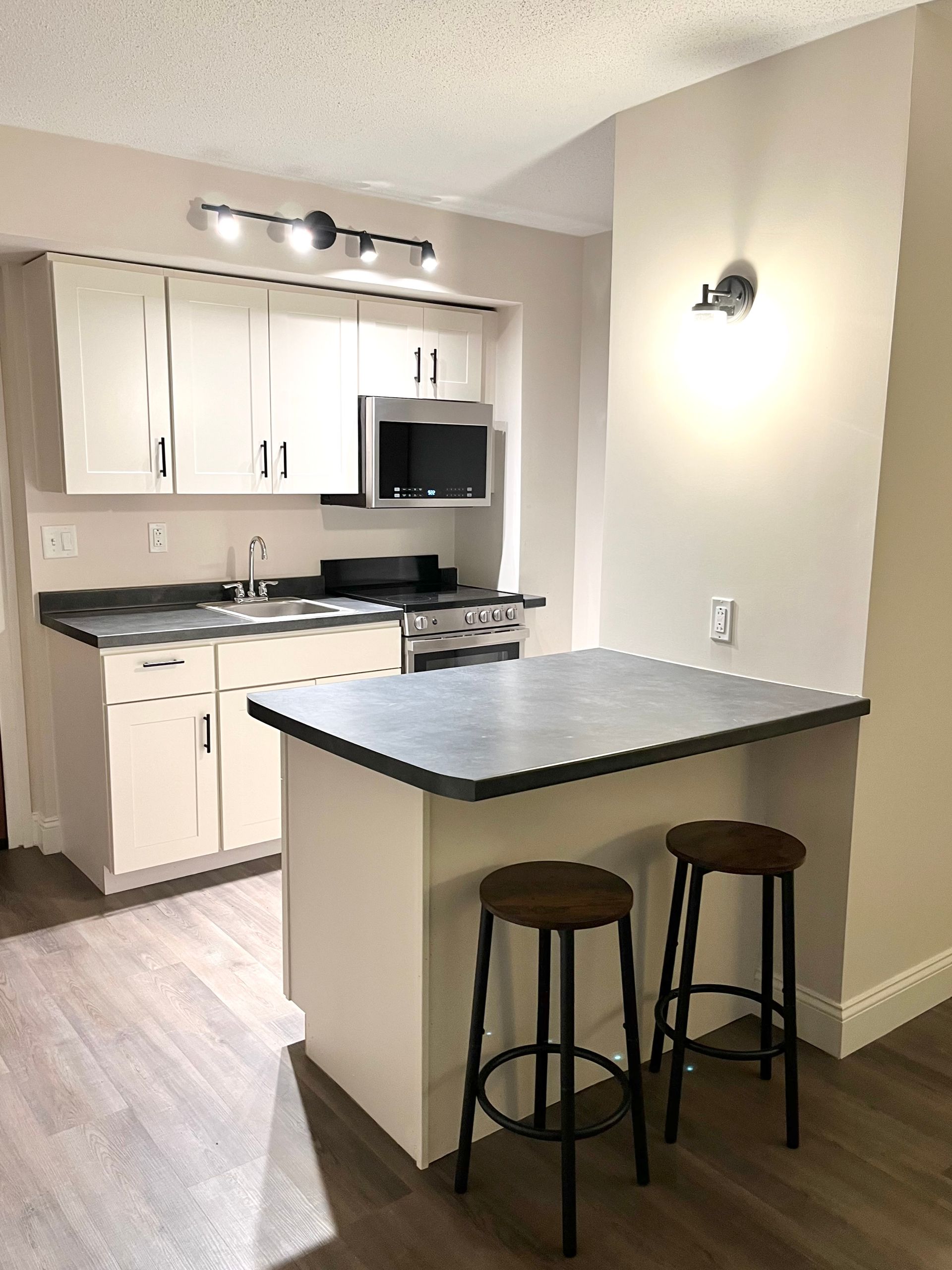 144 Kitchen